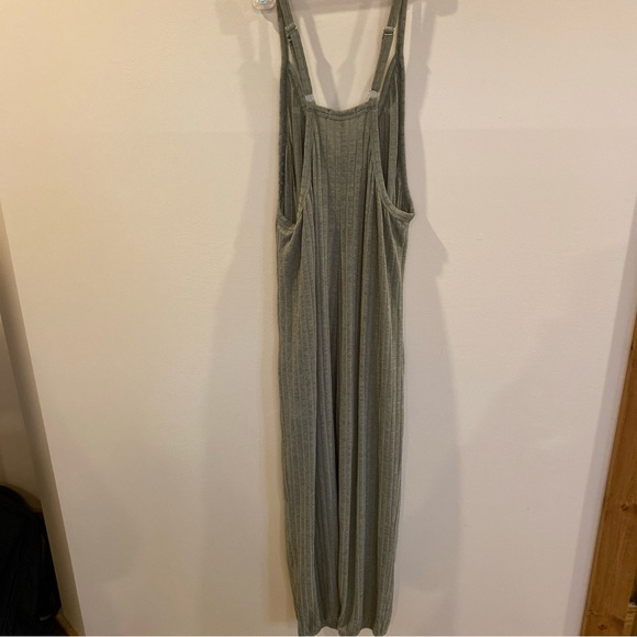 Jumpsuit Green Medium NWT - Picture 4 of 5